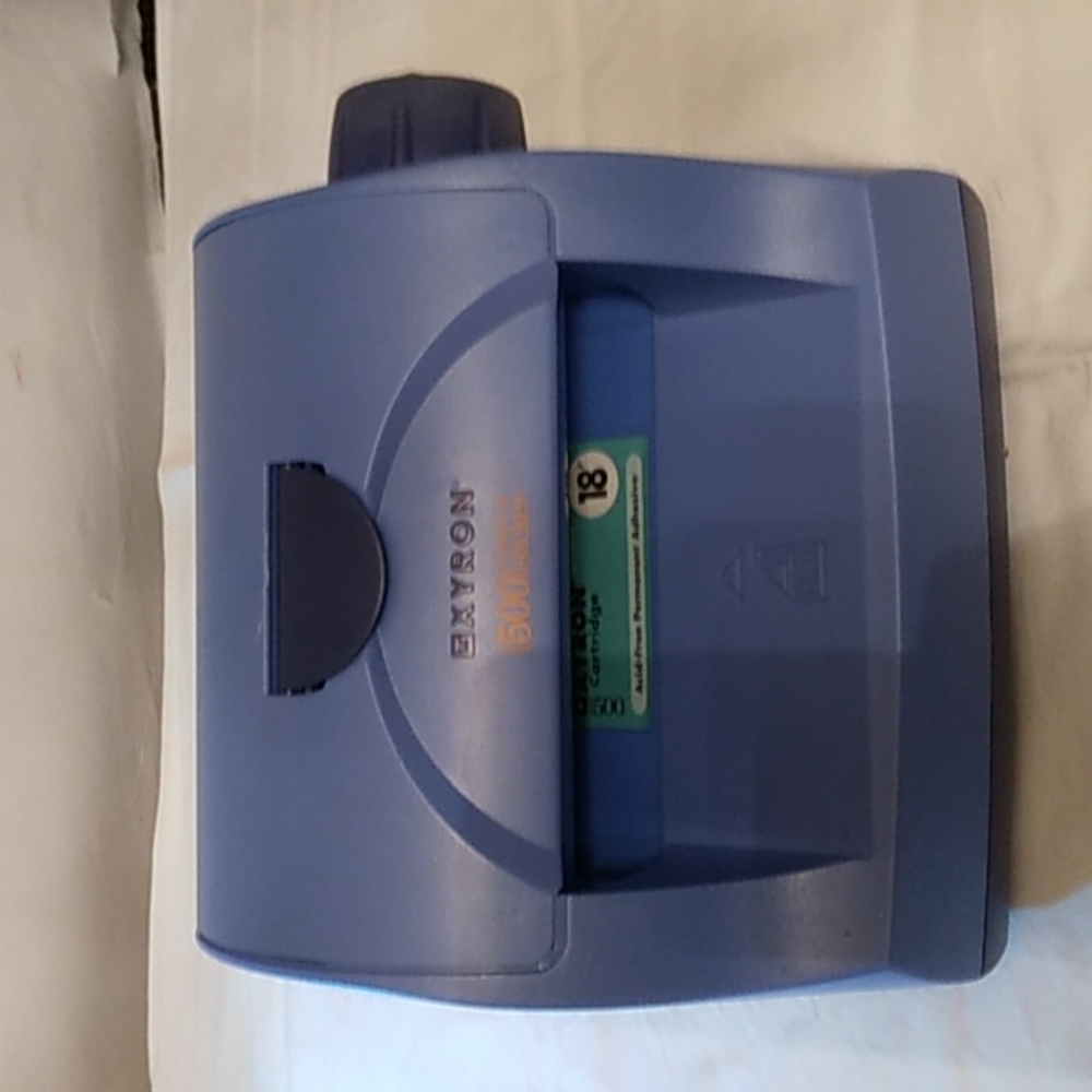 XYRON create-a-sticker